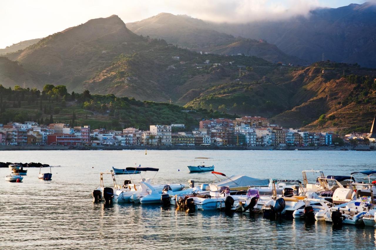 Le Tre More Giardini Naxos Luaran gambar